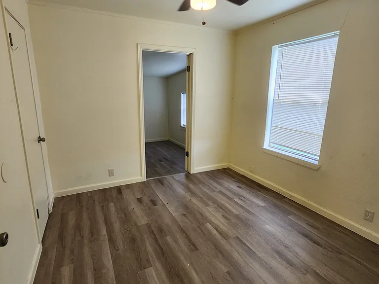 2901 Frederick Dr — Photo 4