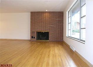 2nd image of 406 Claybrook Ln