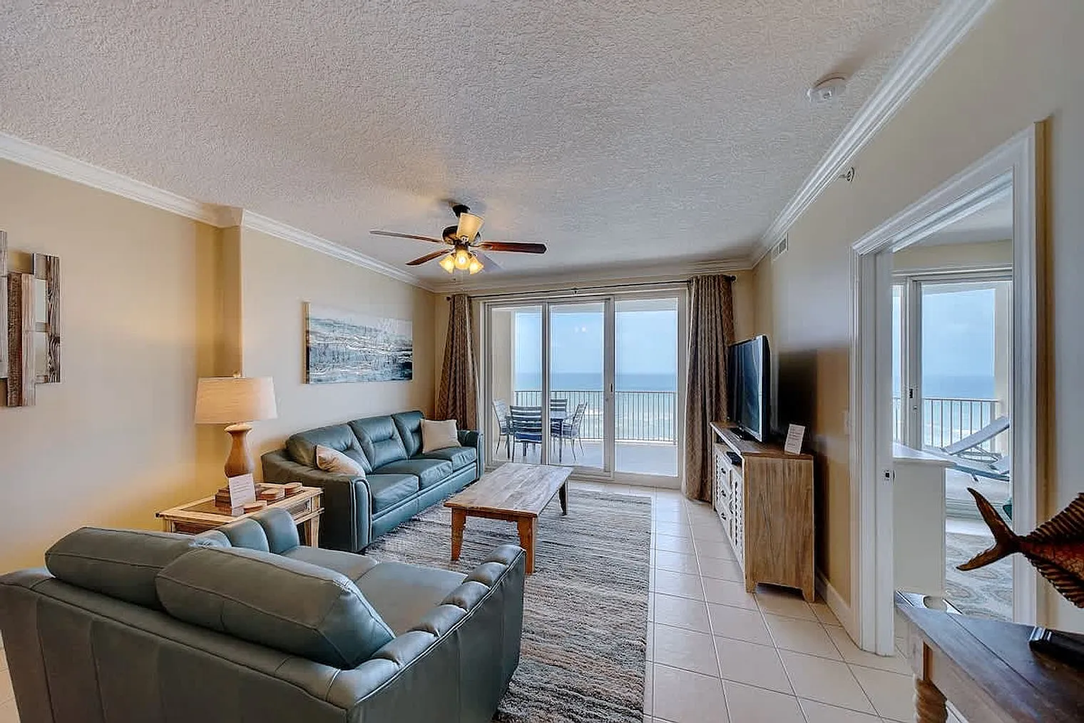 2 bed, 2.0 bath, 1140 sqft, $4,911 — Photo 1