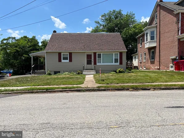 220 Glasgow St, Stowe, PA 19464