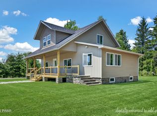 101 Brink Hill Rd, Greentown, PA 18426