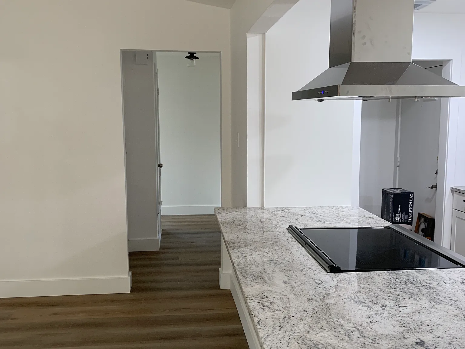 3 bed, 1245 sqft, $2,100 — Photo 4