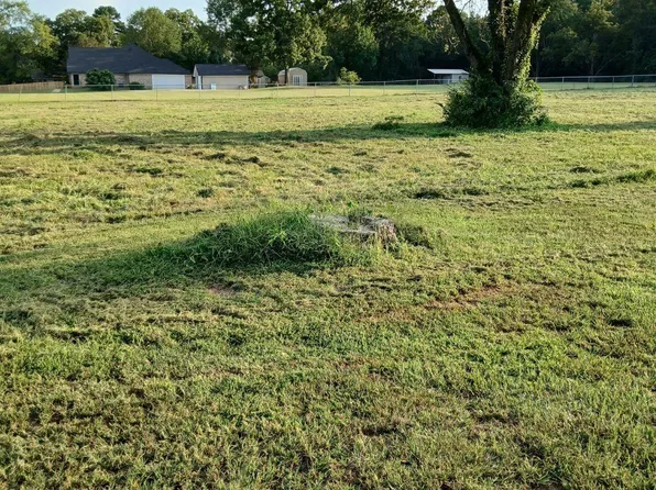 401 Belt Rd, Texarkana, TX 75501