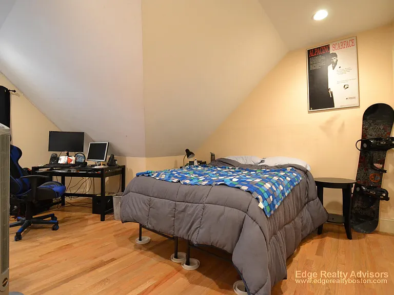 27 Lothrop St #2A — Photo 7