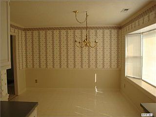 5th image of 1957 Wexford Ct