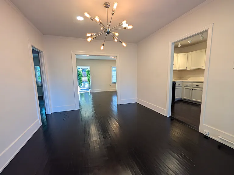 849 N West Knoll Dr — Photo 17