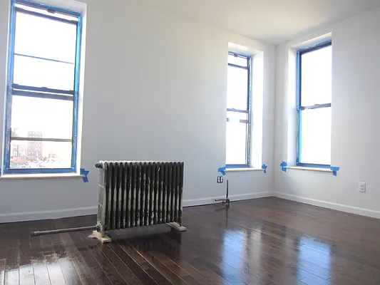 Rented by Bold New York | media 15