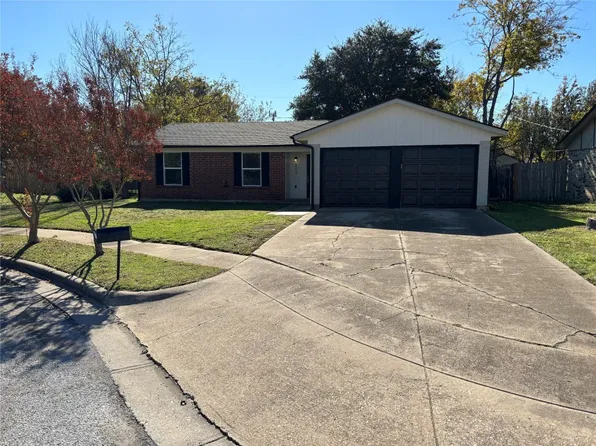 6504 Dustin Ct, Watauga, TX 76148