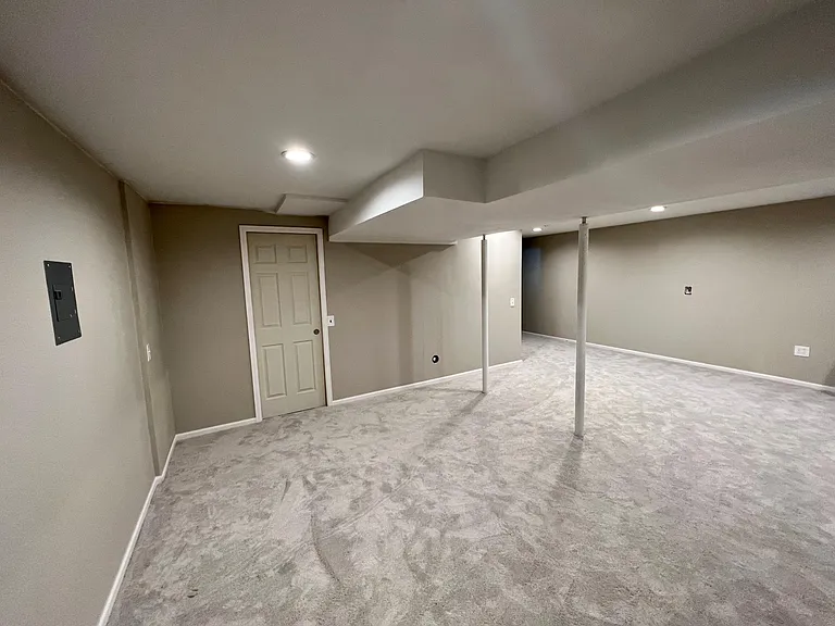 780 S Laredo Cir — Photo 21