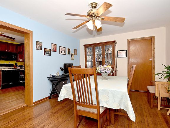 5th image of 4051 N Kildare Ave