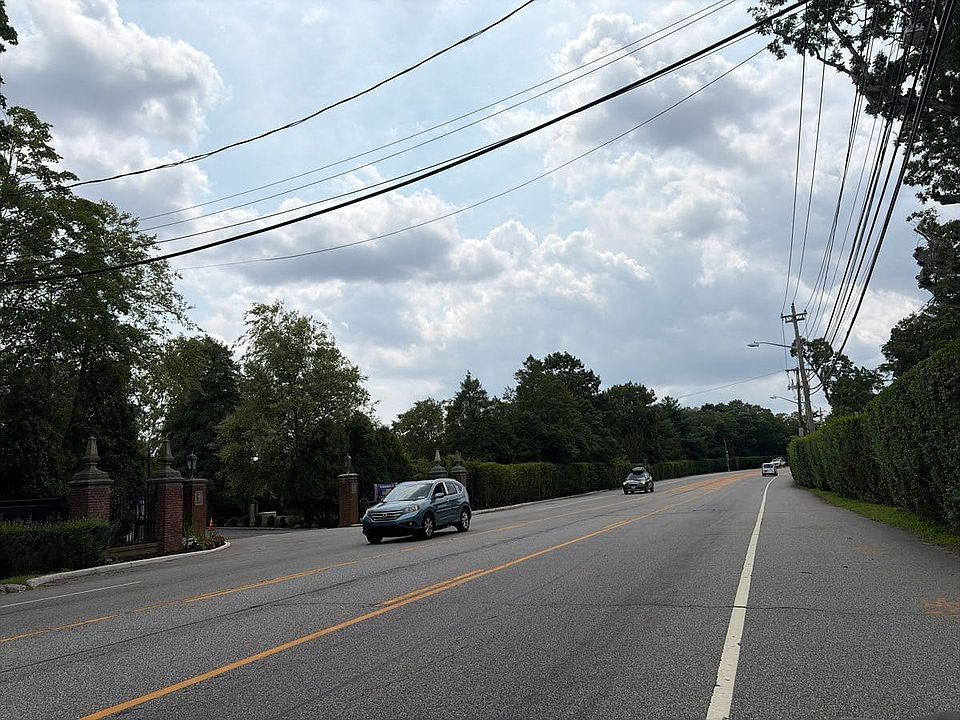 2nd image of 93 Harbour Ln