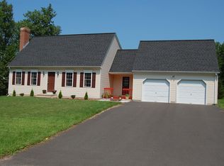 288 Sand Hill Rd, Middletown, CT 06457