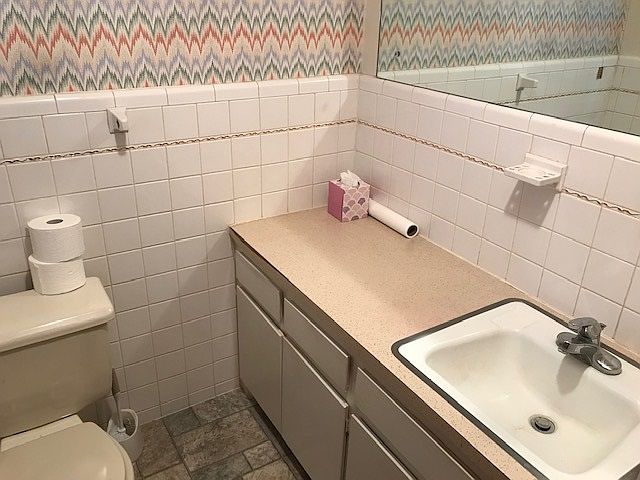1st image of 231 Avenue J