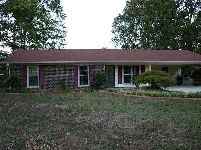 2nd image of 8 Pinebower Rd NW
