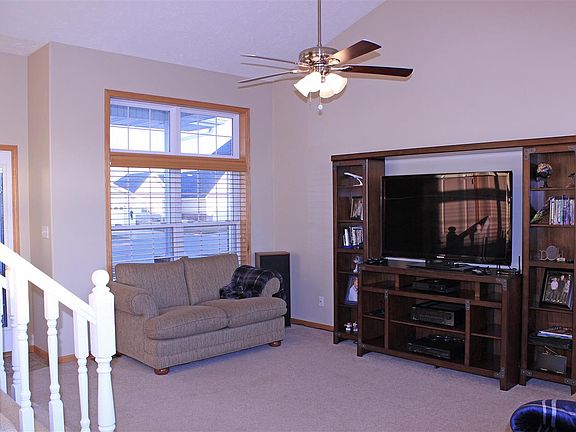 5th image of 502 N Allen Ave