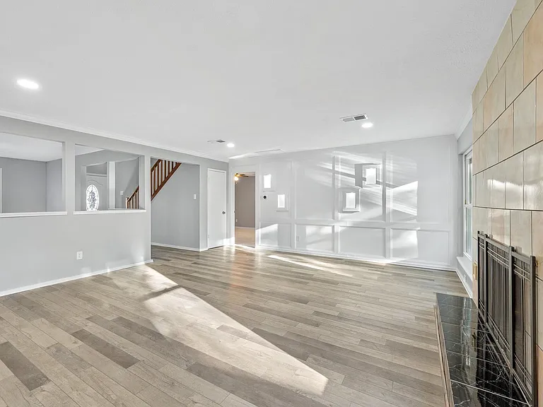 1363 Westgreen Blvd — Photo 13