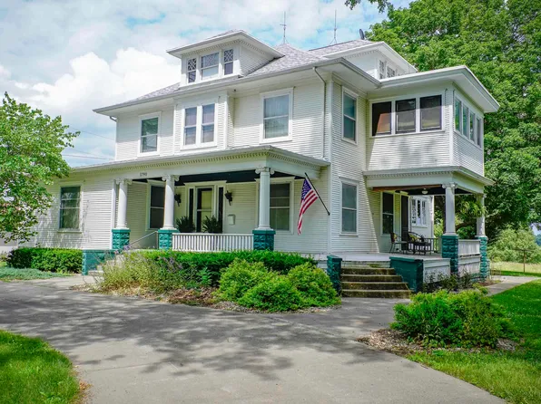 1790 1st Ave E, Horton, KS 66439