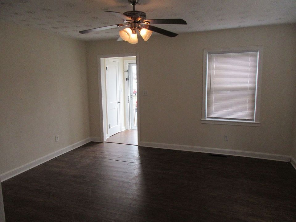 1st image of 3519 Burk St