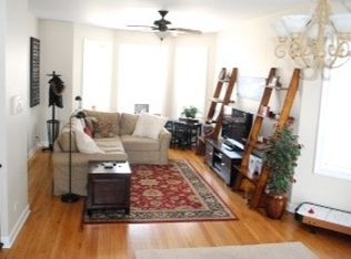 4108 N Maplewood Ave, Chicago, IL 60618