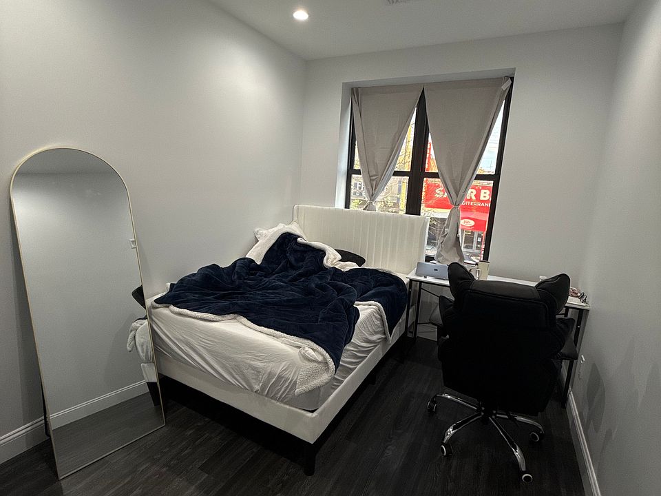 1st image of 2715 Avenue U #2F