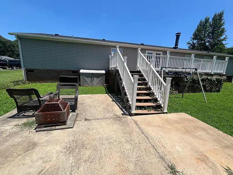 539 Valleybrook Ln — Photo 38