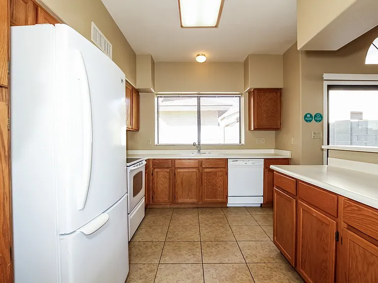 4136 W Kimberly Way — Photo 7