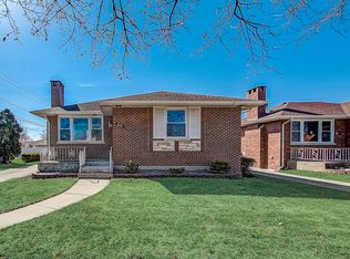 10261 Dickens St, Westchester, IL 60154