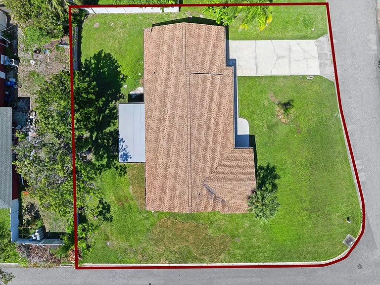 2335 Tropical Shores Dr SE — Photo 23