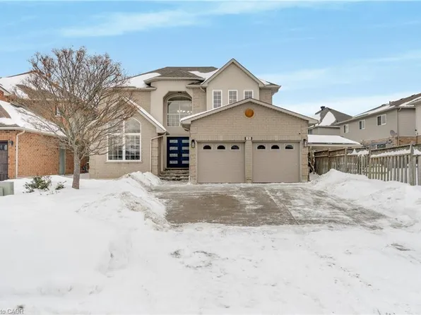 191 Hawkswood Trl, Hamilton, ON L9B 2T1