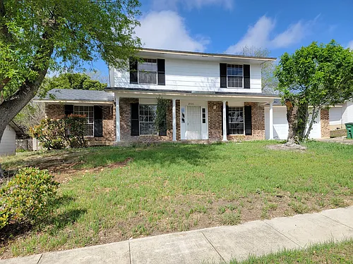 2115 Cedar Run Dr Photo 1