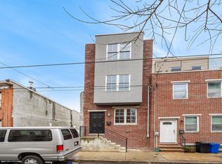 1719 Titan St, Philadelphia, PA 19146
