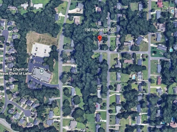156 Rhodes Dr, Marietta, GA 30068