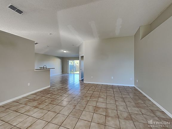 3rd image of 3805 Stonefield Dr