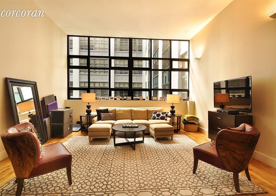 1st image of 360 Furman St APT 501