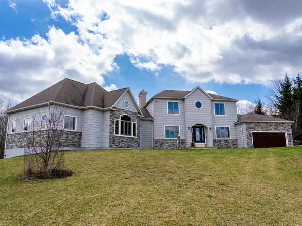 3195 S Rolland Rd, Remus, MI 49340