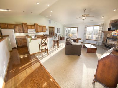 9281 S 54th St, Franklin, WI, 53132