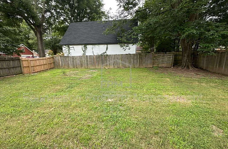 7089 Cobblestone Dr — Photo 23