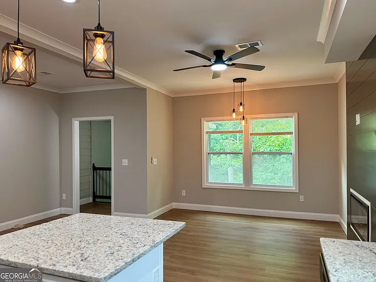 224 Brad St #A — Photo 6
