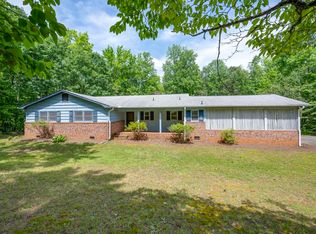 128 Prewette Hill Rd, Landrum, SC 29356