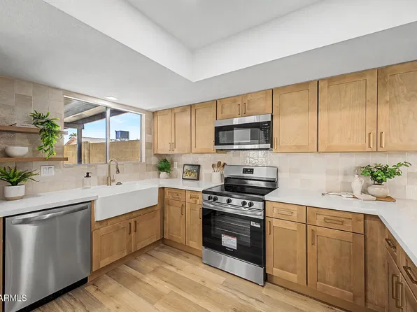 601 E WESCOTT Drive, Phoenix, AZ 85024