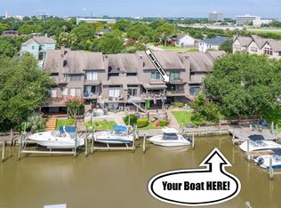 18105 Sandy Cv, Houston, TX 77058