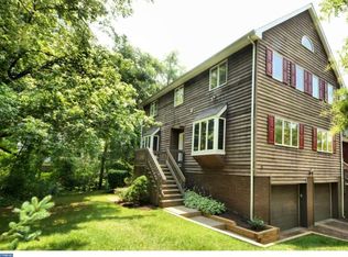 8 Astor Ct, Princeton, NJ 08540