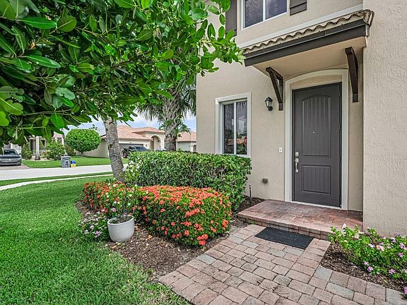 5th image of 7283 Prudencia Drive