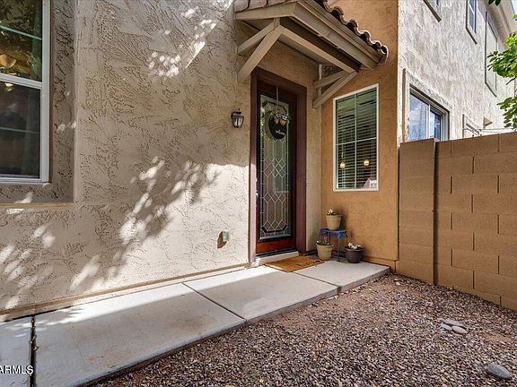 2nd image of 1721 S Chatsworth --