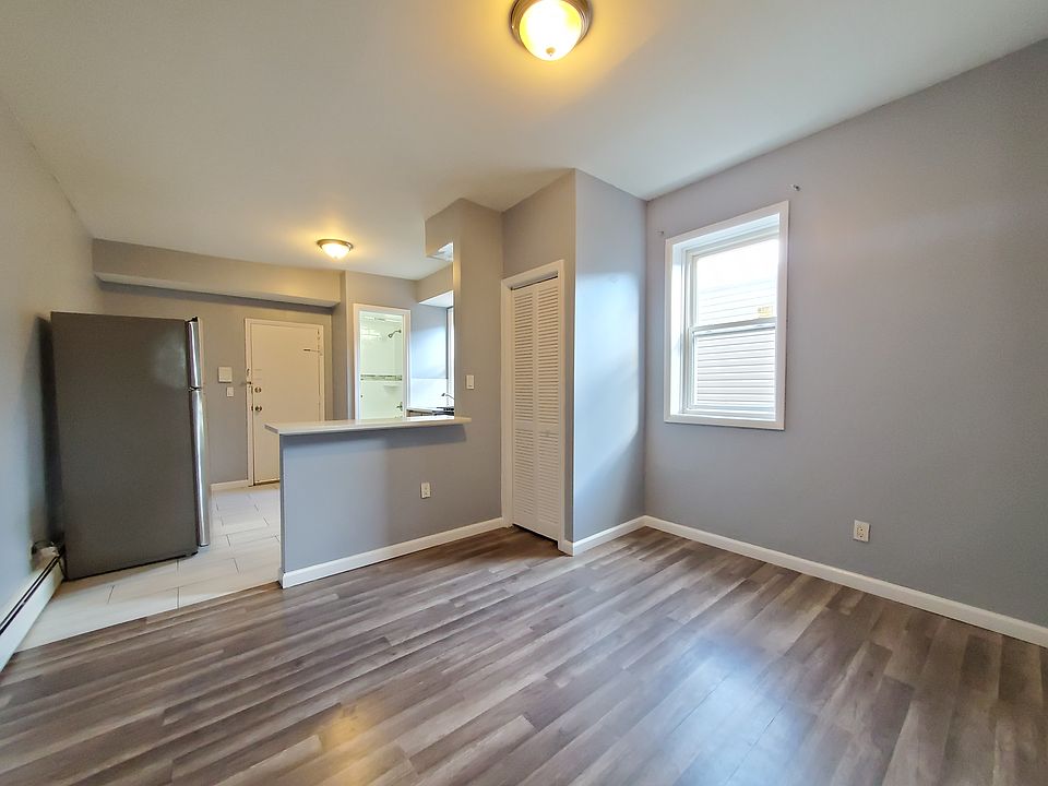 2nd image of 153 155th Ave E #12E