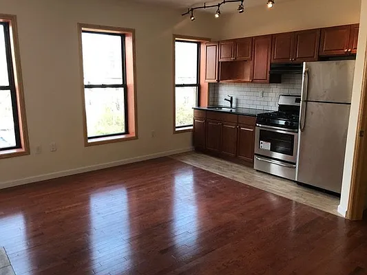 Rented by Slope Heights Realty Inc | media 5