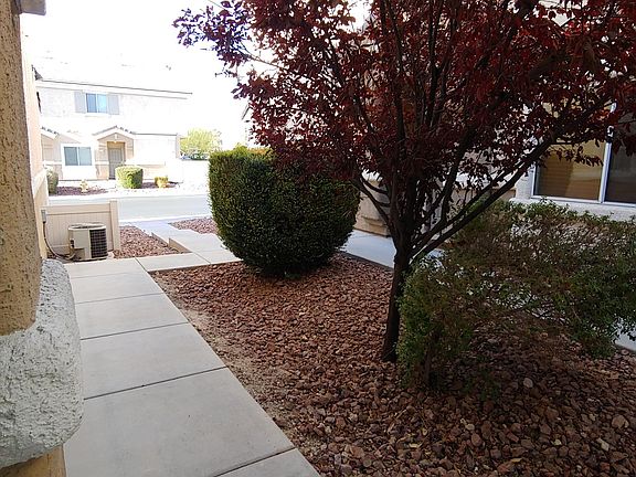 2nd image of 6716 Lavender Lilly Ln