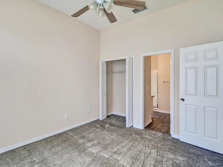 439 Riggs Cir — Photo 5