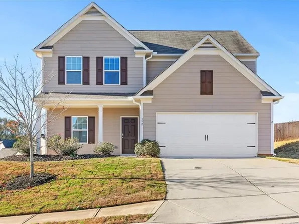 392 Darling Ln, Pendergrass, GA 30567