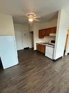 123 E Iowa Ave #1 — Photo 3